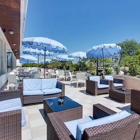 Internazionale Hotell 4*